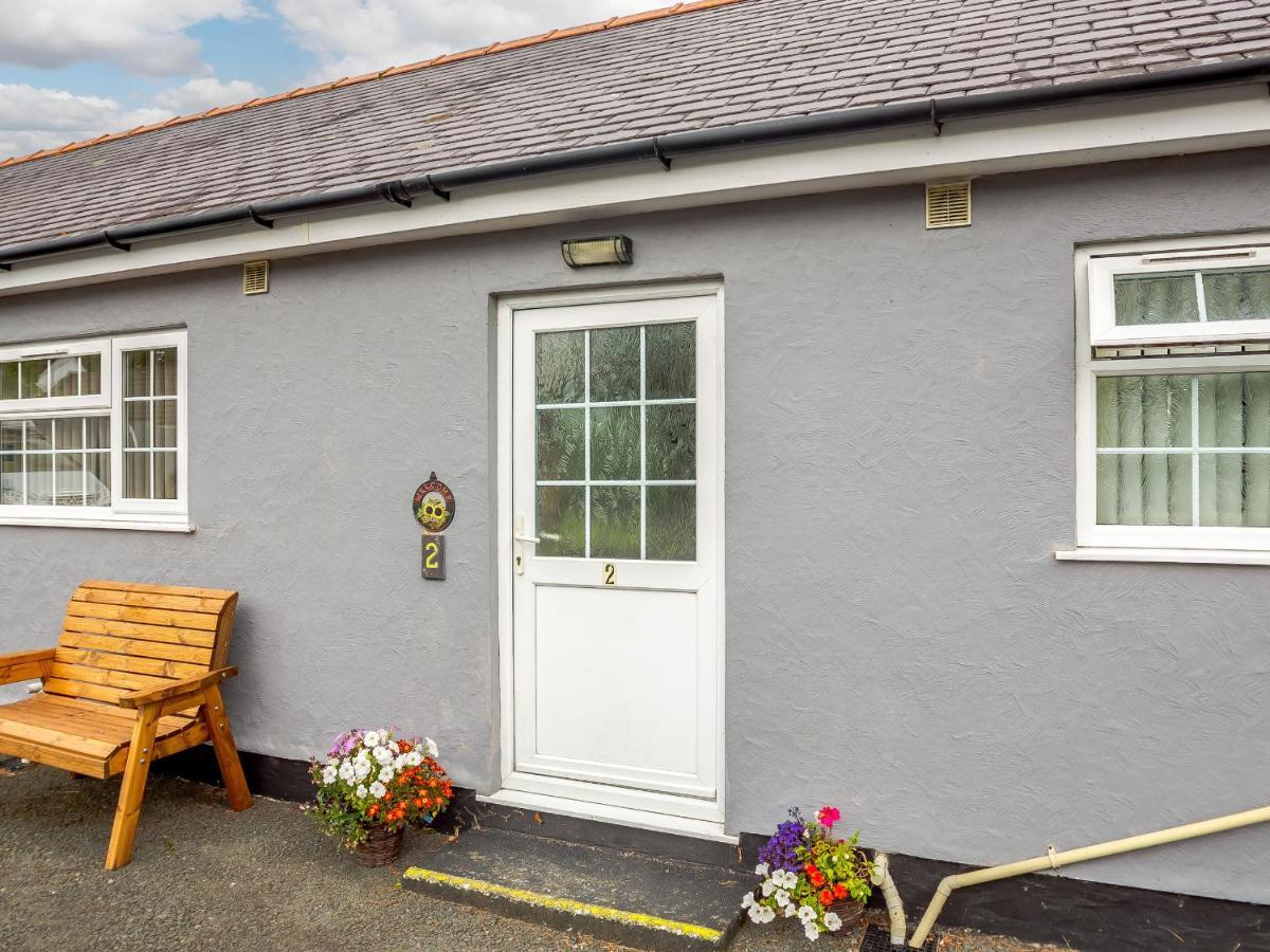 2 Black Horse Cottages Pentraeth Esterno foto